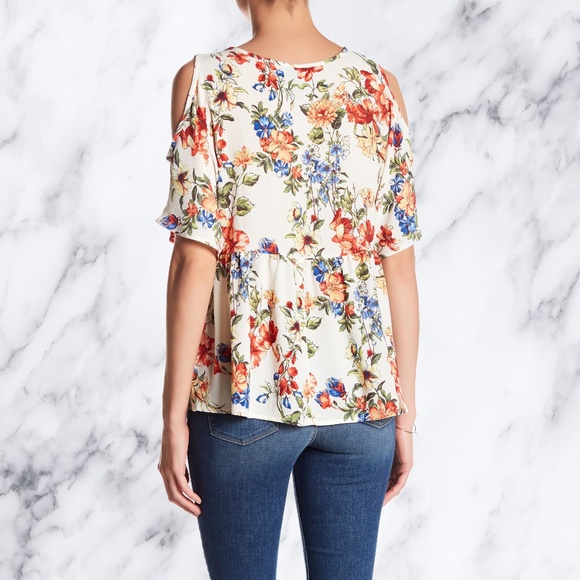 💐Floral Cold Shoulder Peplum Blouse by Bobeau - Picture 2 of 8